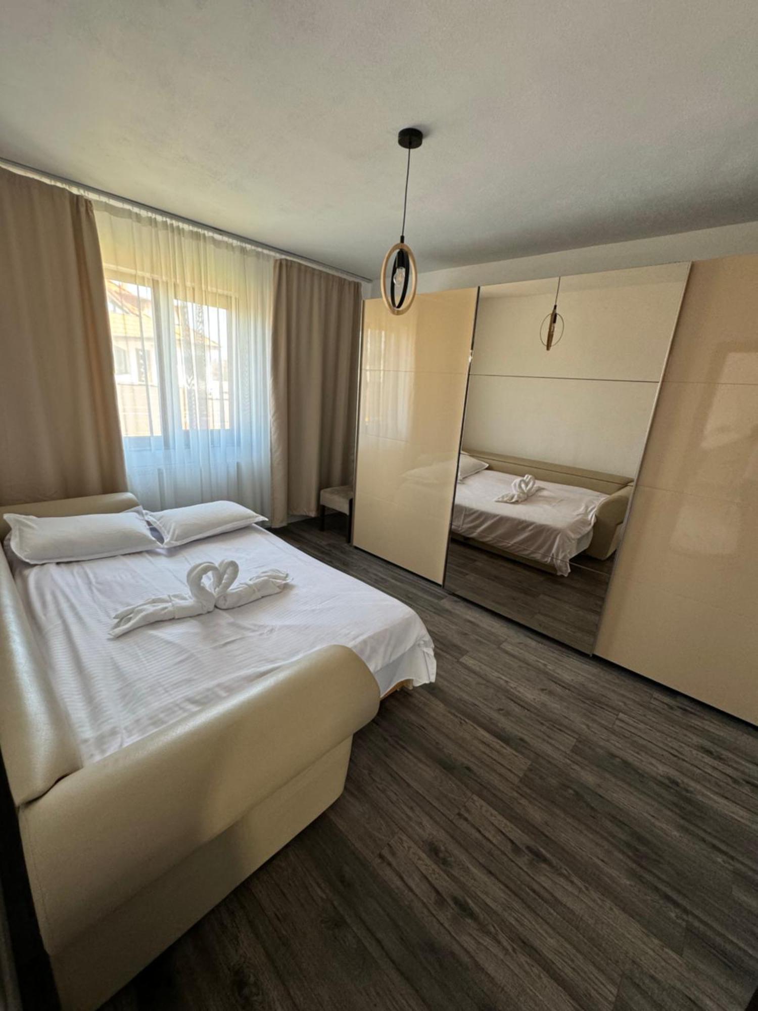 Casa Casy Villa Oradea Ngoại thất bức ảnh