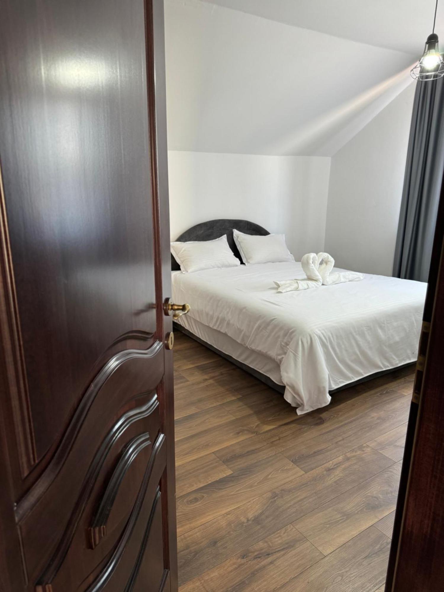Casa Casy Villa Oradea Ngoại thất bức ảnh