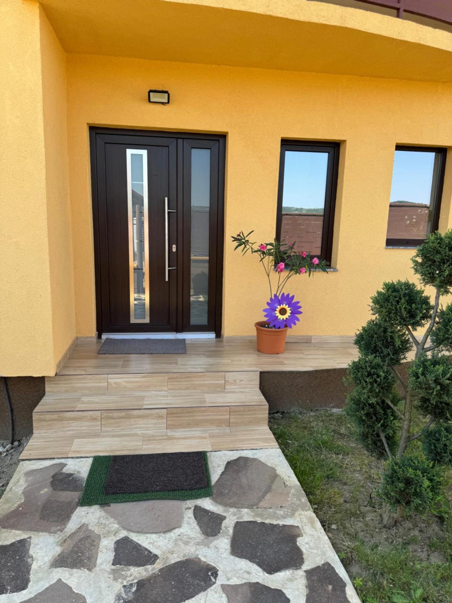 Casa Casy Villa Oradea Ngoại thất bức ảnh