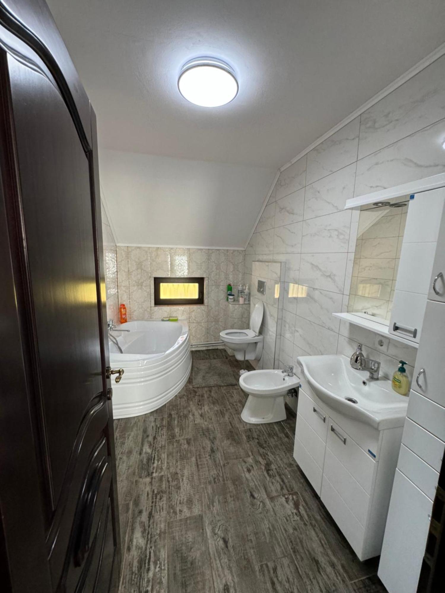 Casa Casy Villa Oradea Ngoại thất bức ảnh