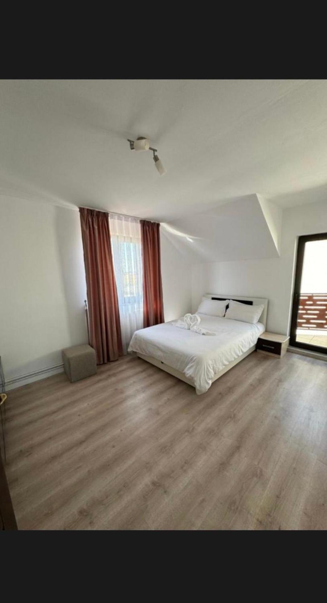 Casa Casy Villa Oradea Ngoại thất bức ảnh